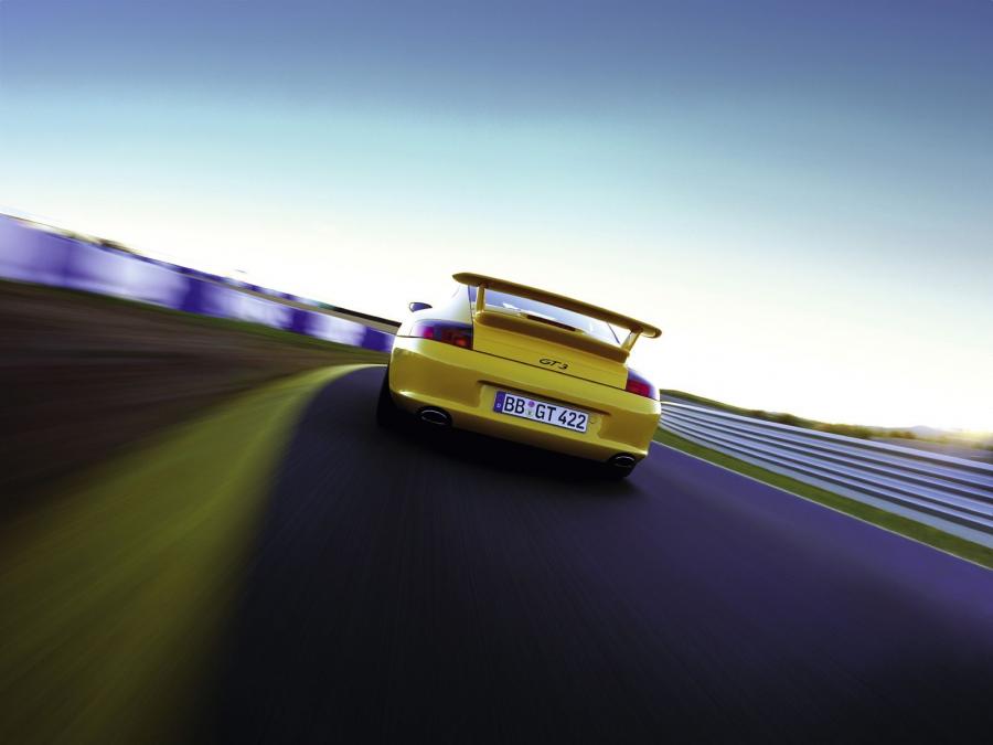  Porsche 911 GT3 2003 года  (фото 14 из 33)